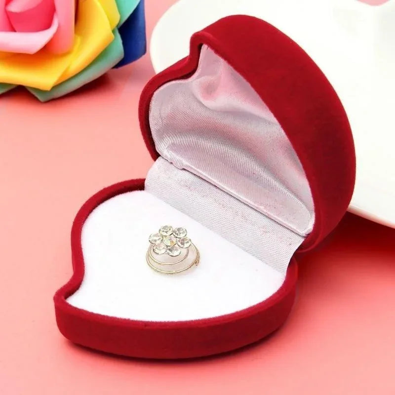 Heart Shape Velvet Ring Box Jewelry Display Engagement Wedding Jewelry Boxes Rose Flower Design Gifts Holder for Couple